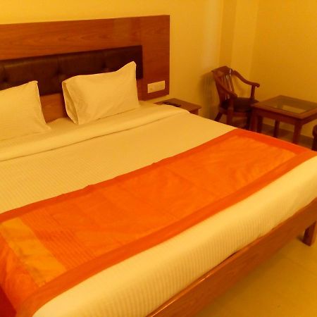 Red Carpet Hotels Noida Eksteriør bilde