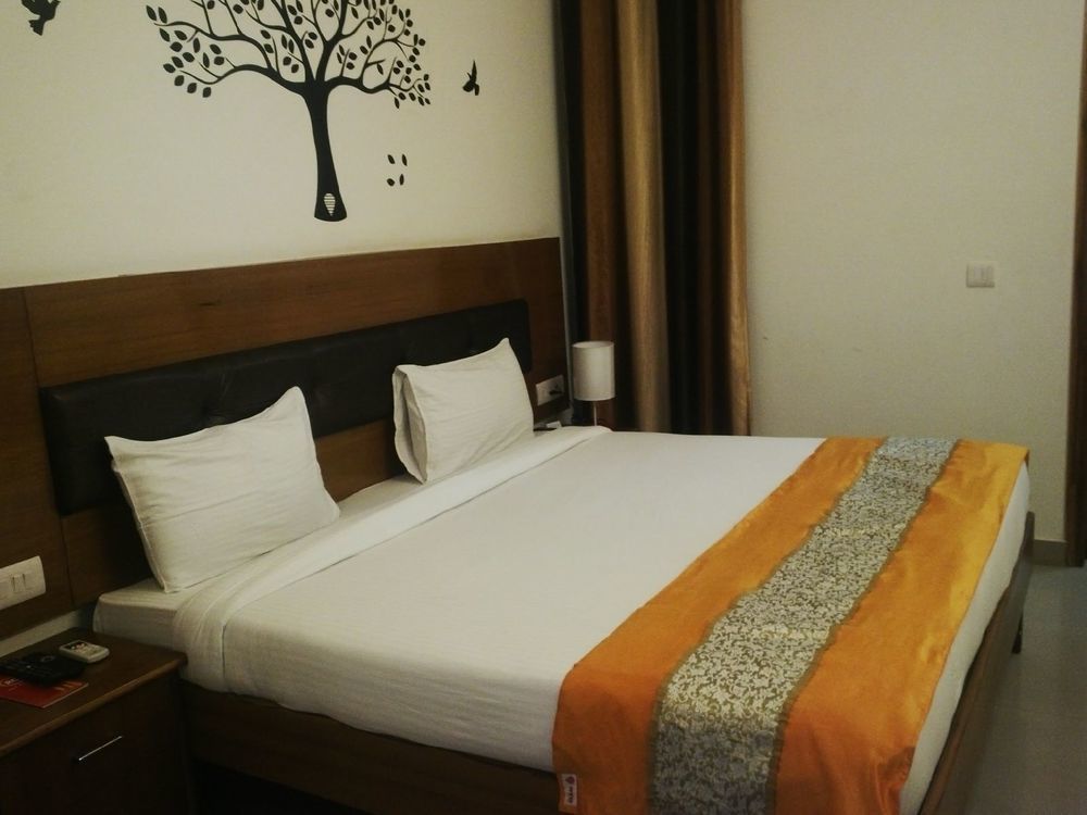 Red Carpet Hotels Noida Eksteriør bilde