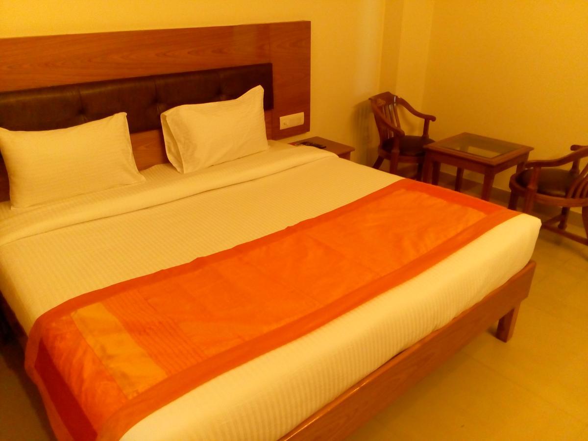 Red Carpet Hotels Noida Eksteriør bilde