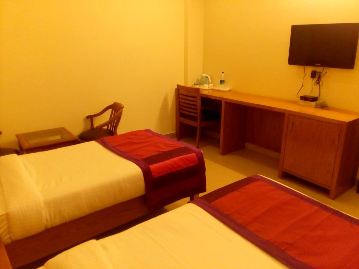 Red Carpet Hotels Noida Eksteriør bilde
